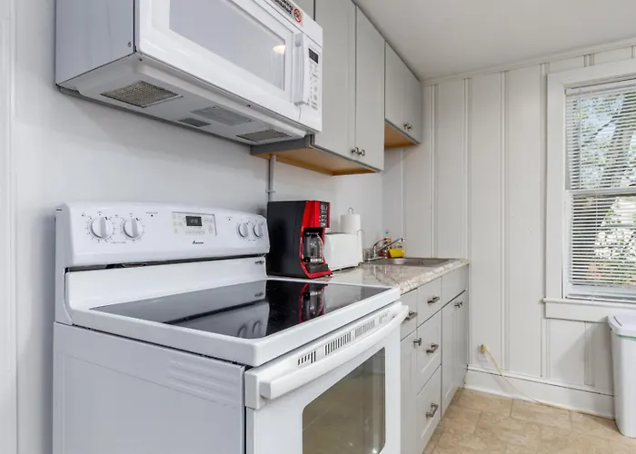 Apartment Somerset 2
